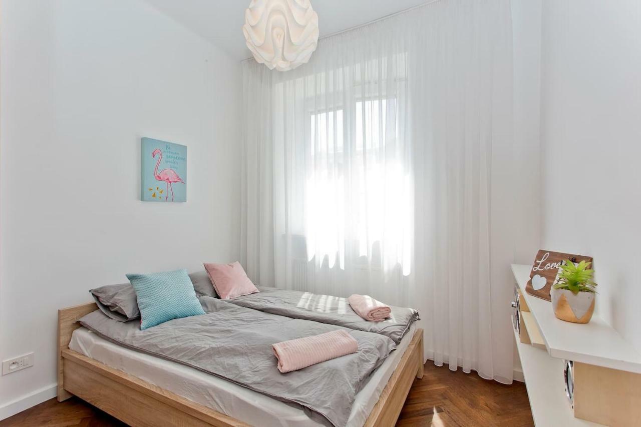 Appartement Luxury And Comfortable- Golden Apartments- Royal Street Warschau