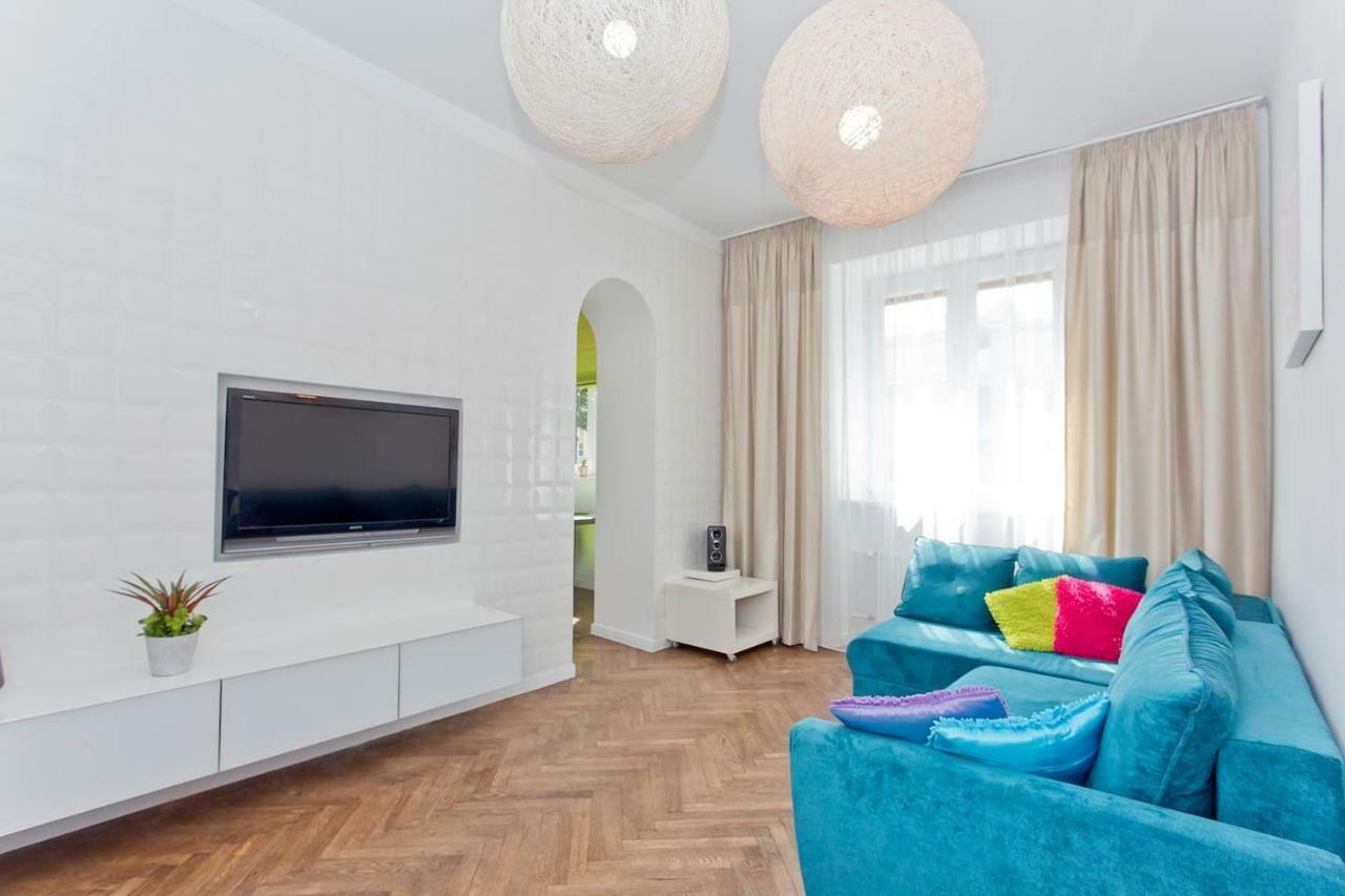 Appartement Luxury And Comfortable- Golden Apartments- Royal Street